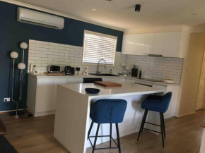 House of Hearts, Wonthaggi